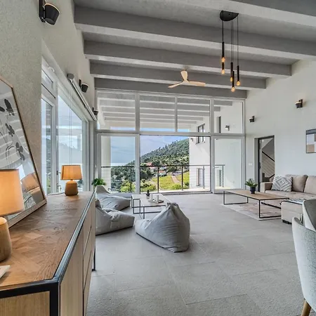 Blue Horizon Nerežišće