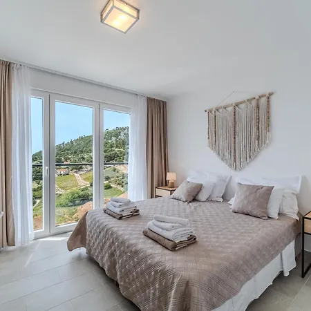 Blue Horizon Villa Nerezisca