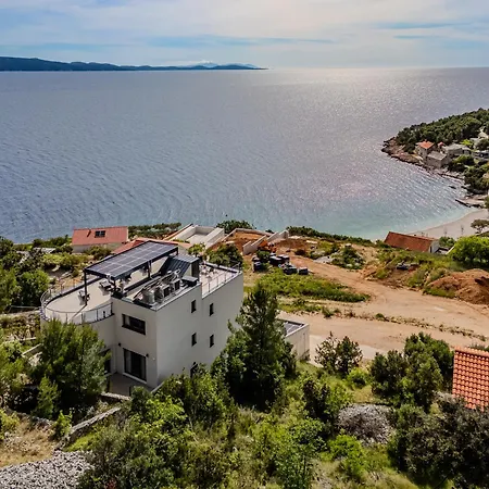 Villa Blue Horizon *