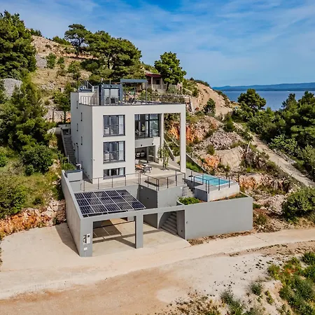 Blue Horizon Villa *